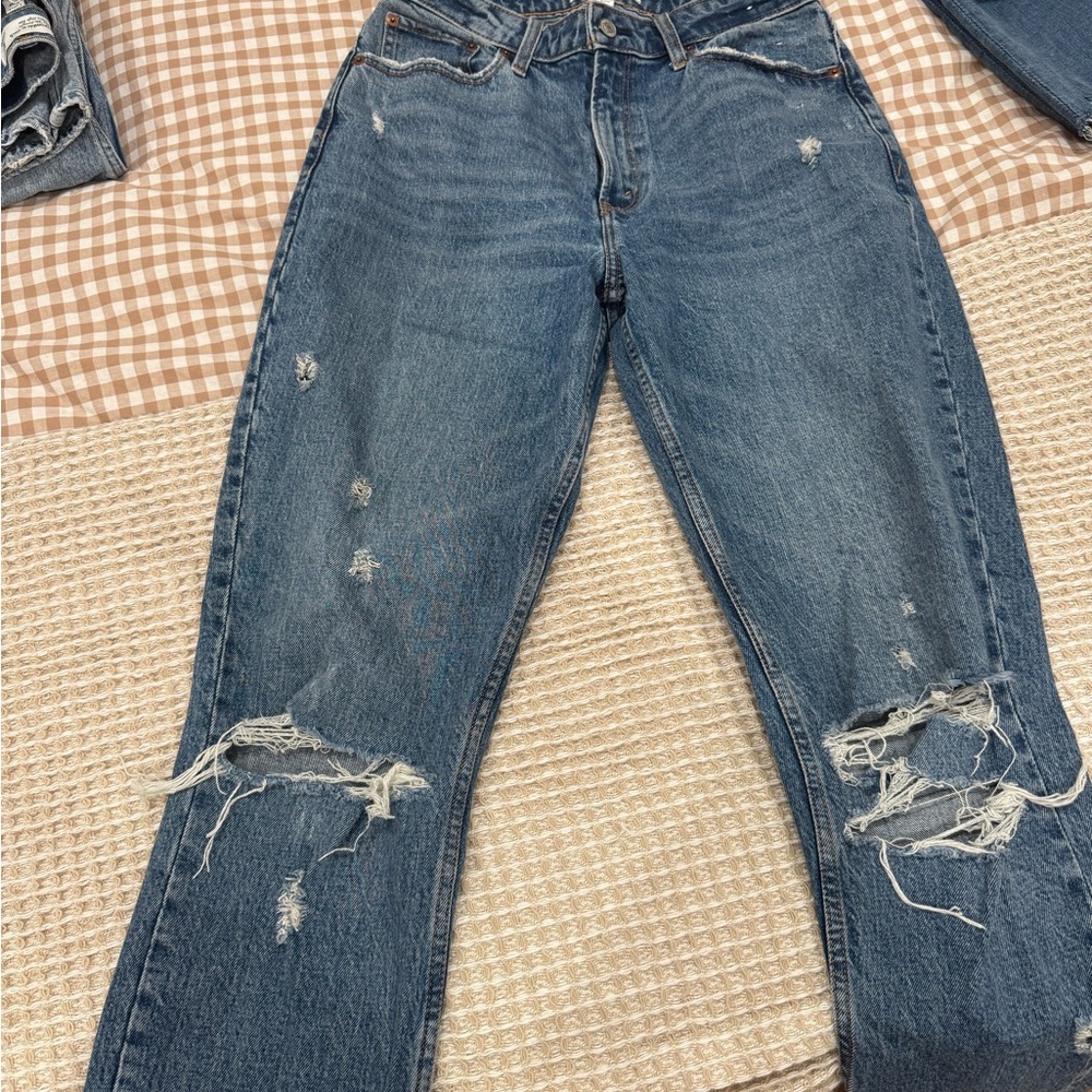Abercrombie & Fitch Ripped the mom High rise Jeans curve love